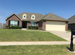 4526 S Narcissus Ave W, Broken Arrow, OK 74011