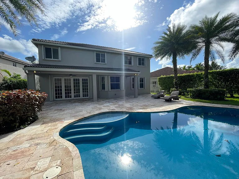 4230 Palmetto Trl — Photo 11
