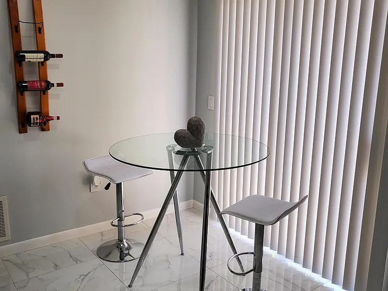 10 Bogart Pl — Photo 4