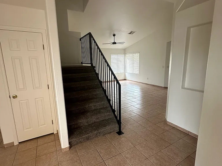 7512 E Navarro Ave — Photo 8