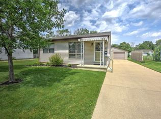 1626 W Division St, Decatur, IL 62526