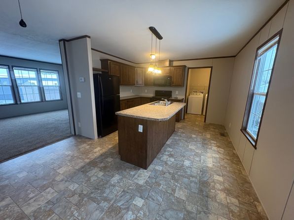 20582 Kingston Dr #464