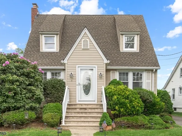 9 Saint Charles Ave, West Caldwell Twp., NJ 07006