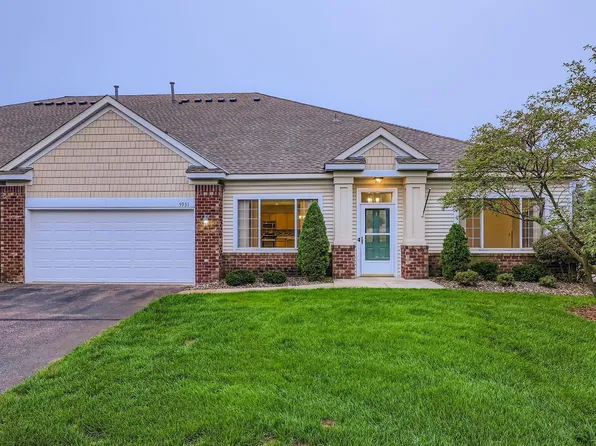5931 Prairie Ridge Dr, Shoreview, MN 55126
