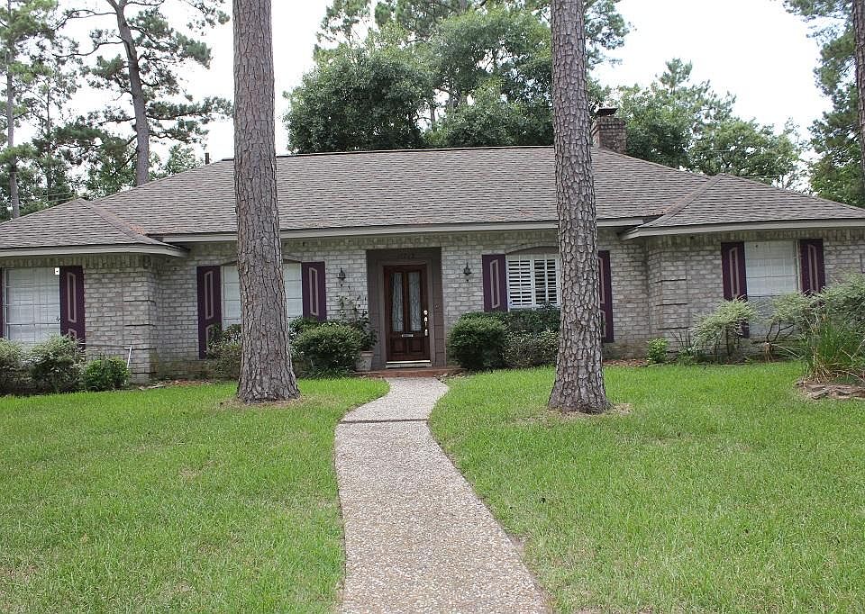 One Story home in Lakewood Forest Section 1