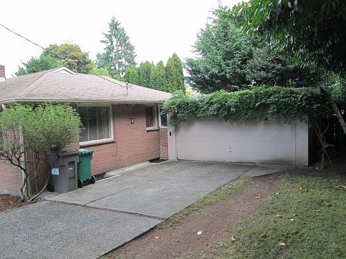 2nd image of 15604 18th Ave SW
