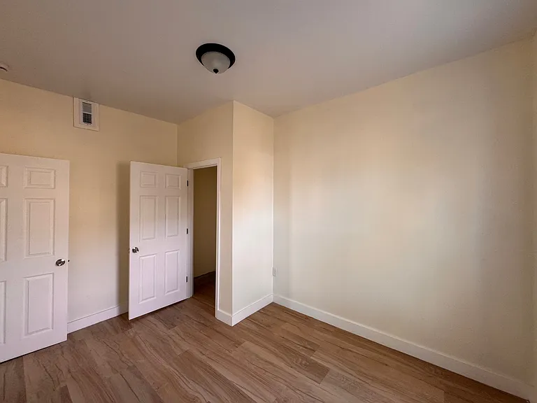Bed room 3