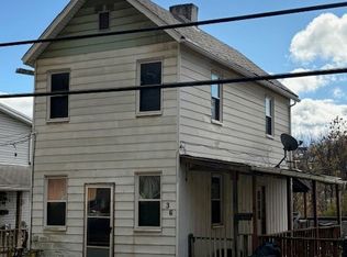 36 Main St, Brownsville, PA