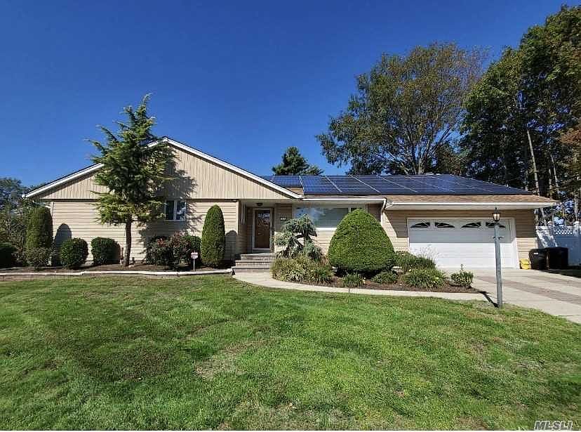 1st image of 51 Ann Dr