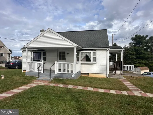 573 State St, Mertztown, PA 19539