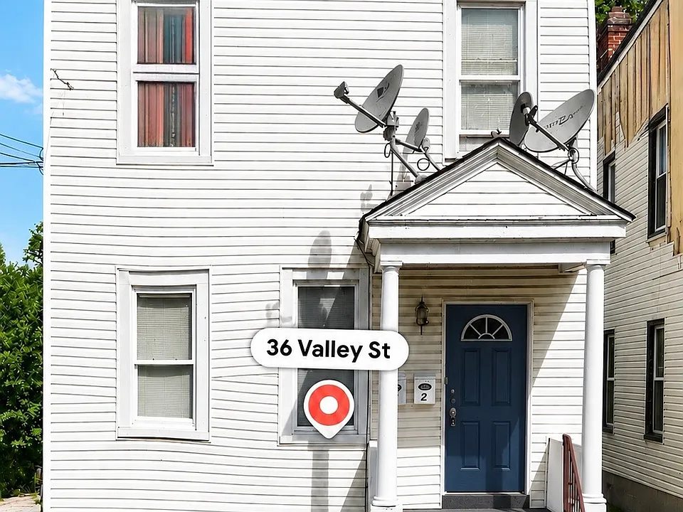 36 Valley St #2