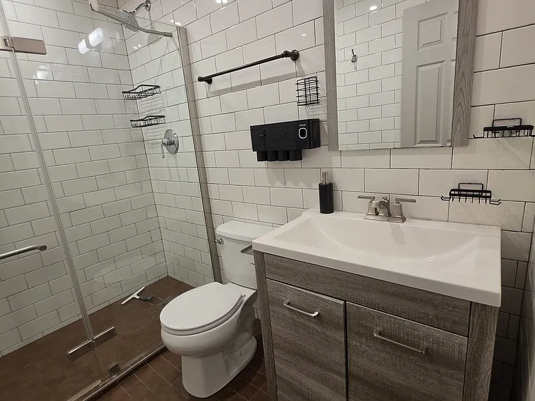 342 Forest Ave #C6 — Photo 11