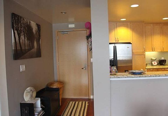 2nd image of 260 King St Unit 1509