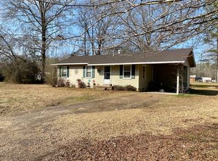 386 Seitz St, West Pt, MS 39773