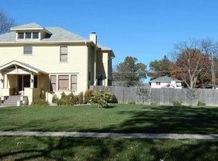 1516 Grant St, Beatrice, NE 68310