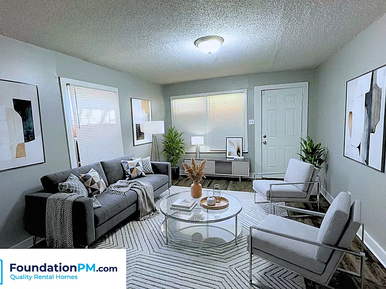 444 Glankler St — Photo 8