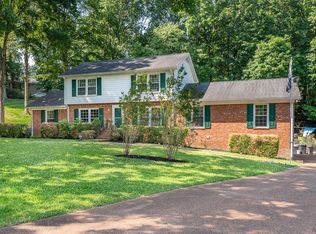 138 Meadow Lake Dr, Hendersonville, TN 37075