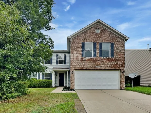 626 Hickory Pine Dr, New Whiteland, IN 46184