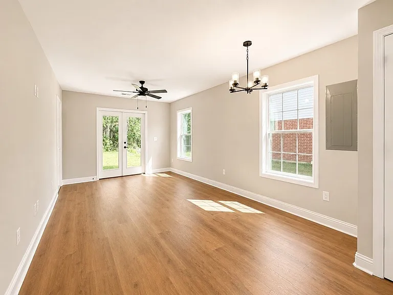 419 Madison Ave — Photo 11