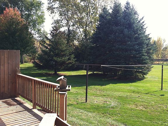 3rd image of 6937 Alma Ct