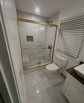 2nd image of 108 E Creekview Dr SW