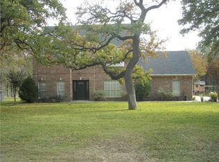 104 Eastridge Rd, Decatur, TX 76234