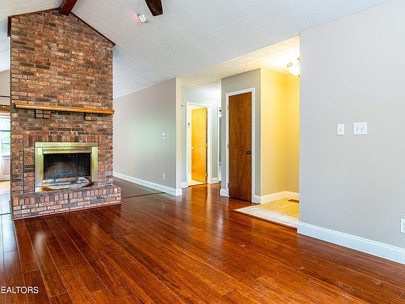 5th image of 8414 San Marcos Dr