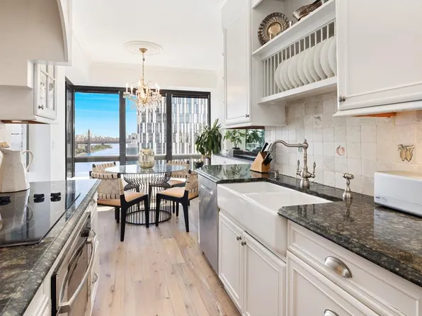 530 East 76th Street image 7 of 20