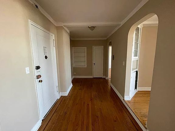 3rd image of 10319 68th Rd APT 4C