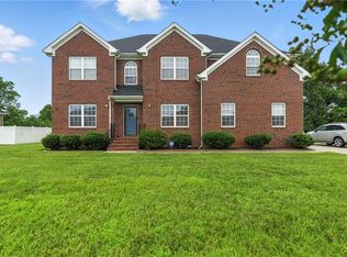 132 Queens Ln, Franklin, VA 23851