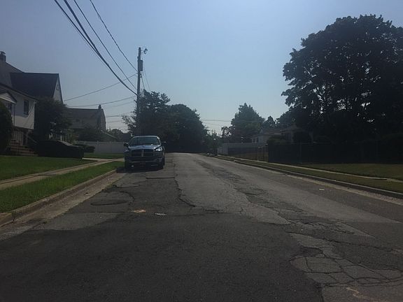 4th image of 288 Southside Ave