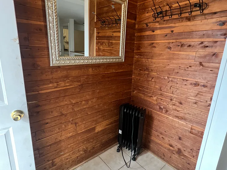 33 Derby Rd #B — Photo 15