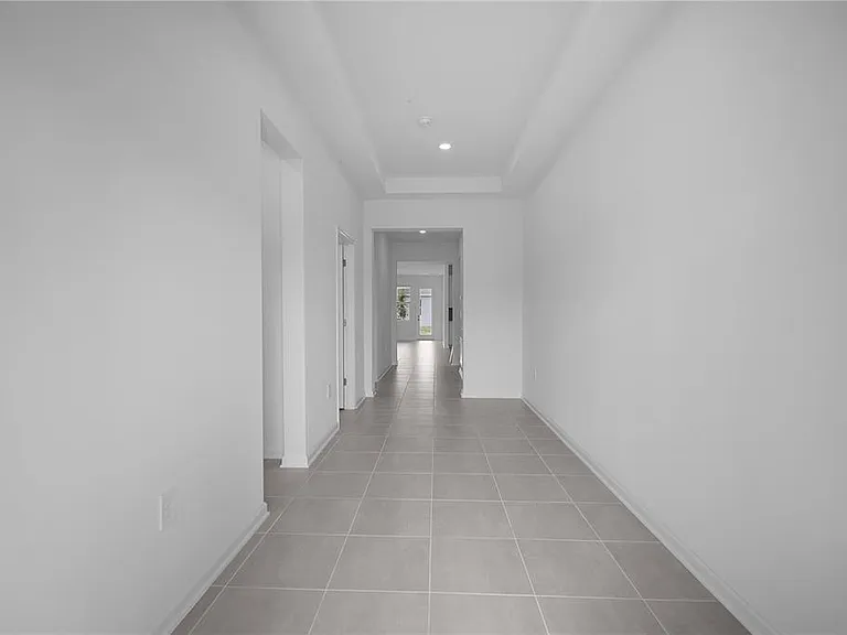 5529 Nina Way — Photo 9