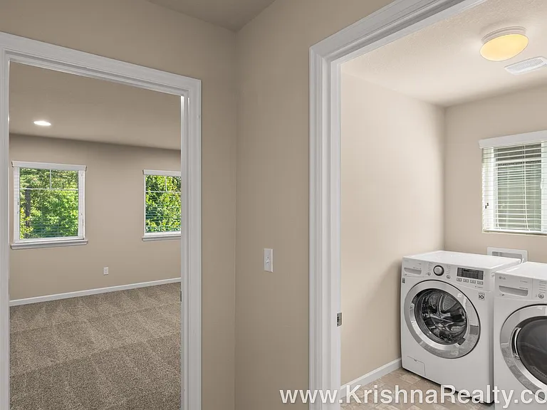 7188 NW Abigail Ter — Photo 12