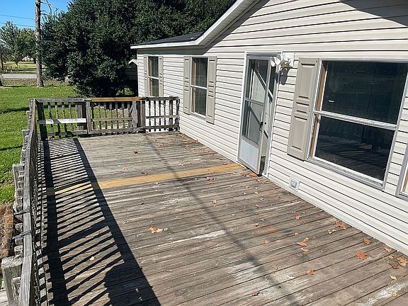 2nd image of 112 Do Lou Rd