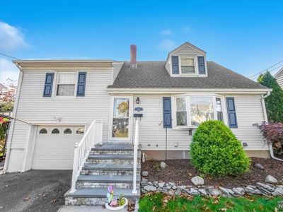 350 Floral Ln, Saddle Brook, NJ, 07663