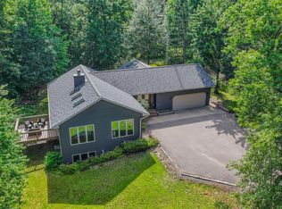 N1431 W Stratton Rd, Waupaca, WI 54981
