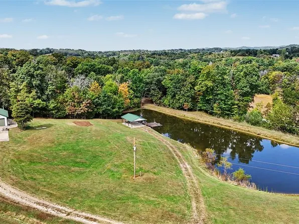 24128 Smith Creek Rd, Warrenton, MO 63383