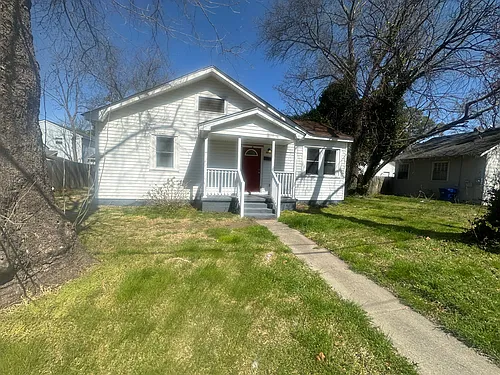 3200 Gwin St Photo 1