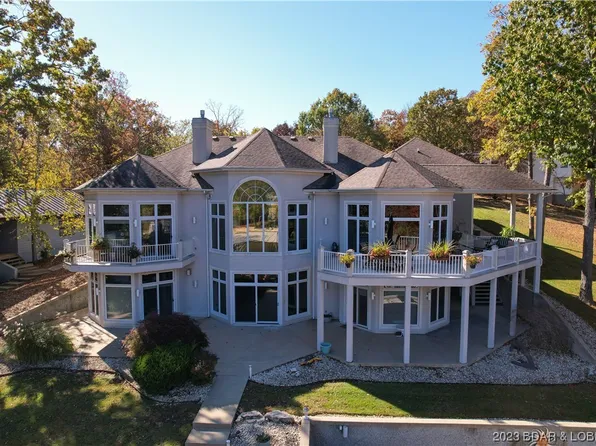 111 Casco Court, Lake Ozark, MO 65049