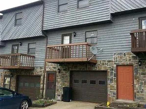 401 Cedarstone Rd, Morgantown, WV 26505