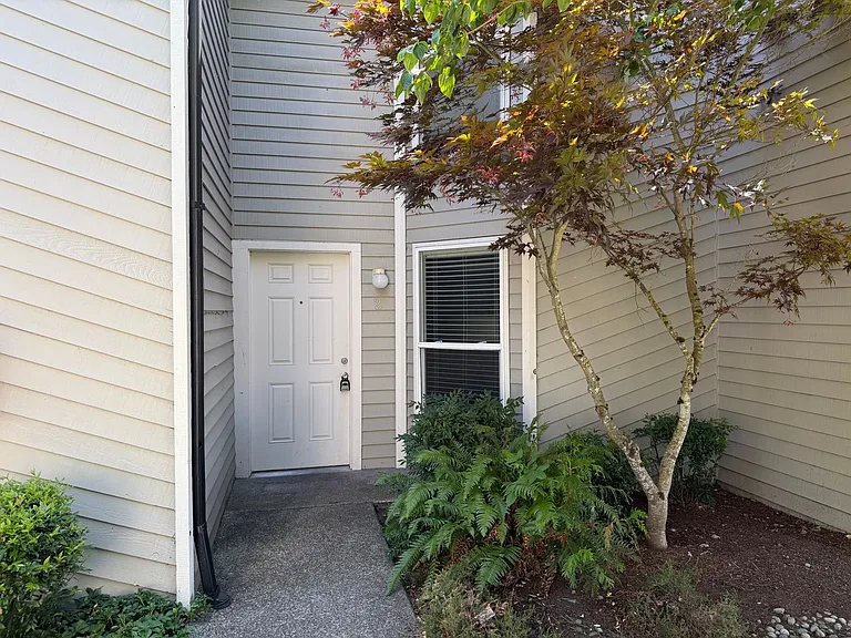 Prestige Townhomes: Stylish 2-Bedroom Living in the Heart of Puyallup — Photo 40