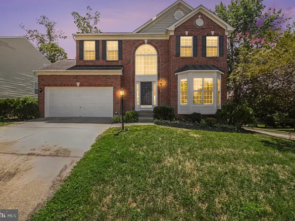 3125 Weeping Cherry Ct, Dumfries, VA 22026