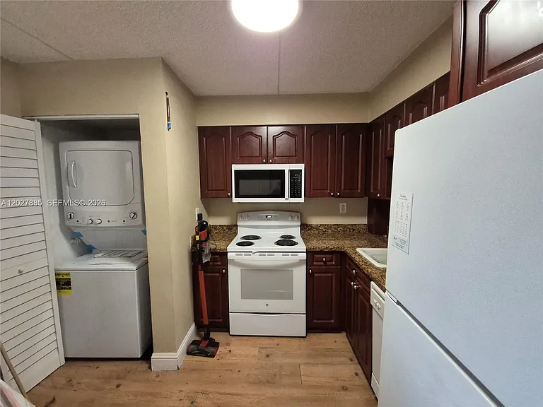 6045 NW 186th St #308 — Photo 13