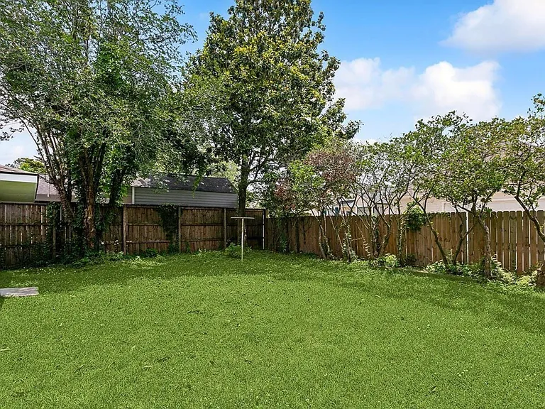 2816 Zeeland Ave — Photo 13