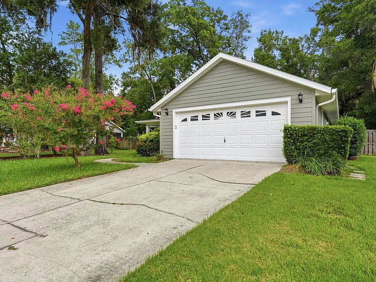6831 SW 80th Dr — Photo 27