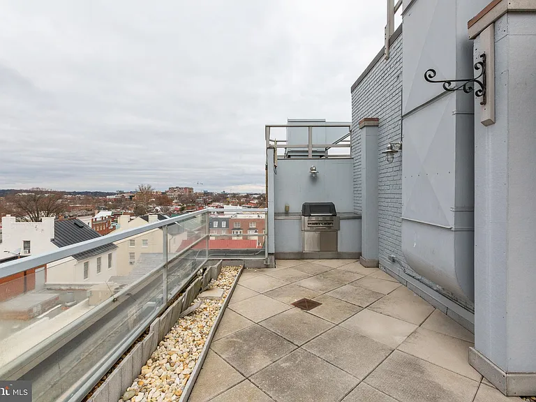 815 King St #3D — Photo 18