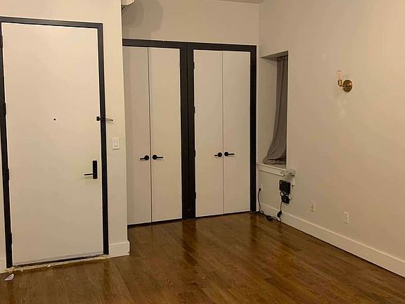 5th image of 1150 Pacific St APT 2R