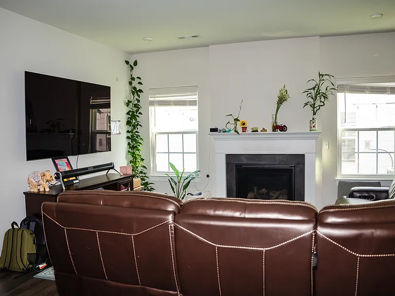 3061 Boxbury Ln — Photo 8