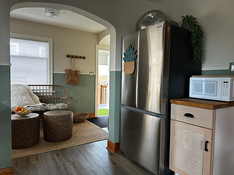2732 Eldridge Ave — Photo 40